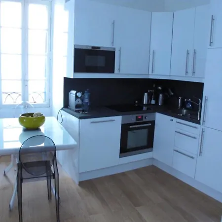 Duplex Apartment Collioure